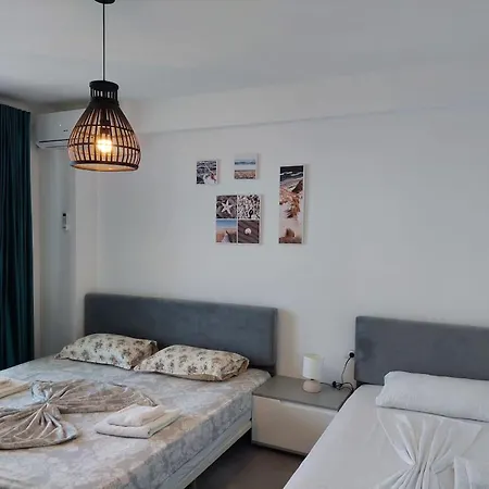 Happy Mihaly - 007 Apartment *